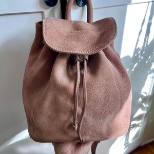 SOLD ON DEPOP vintage coach sonoma nubuc small backpack in rose 4938